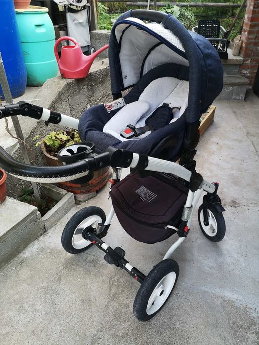 Детска количка 3 в 1