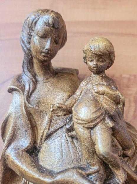 Дърворезба Дева Мария и Исус