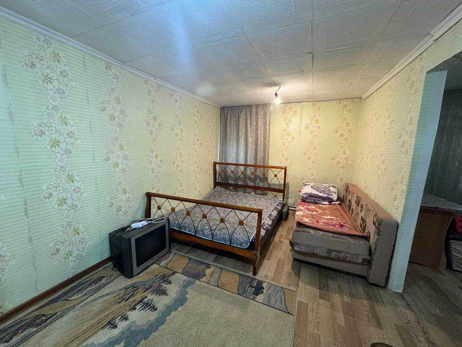 Дом с земельным учатском