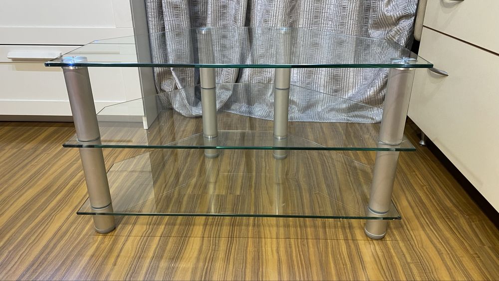Продам стеклянную тумбу