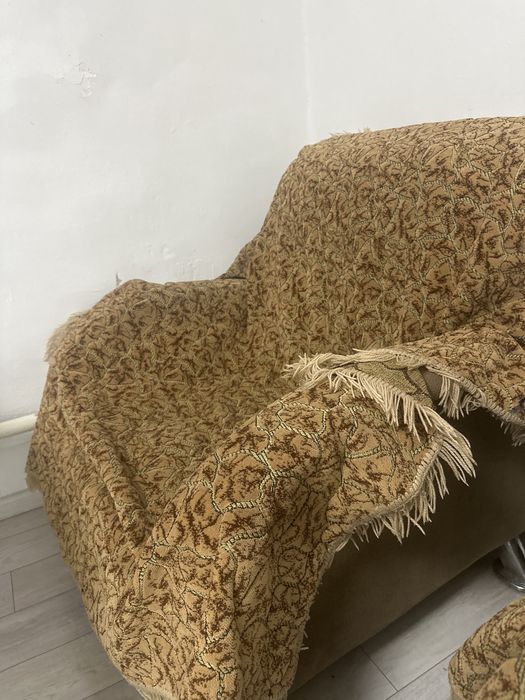 Диван и кресло в отличном состояние