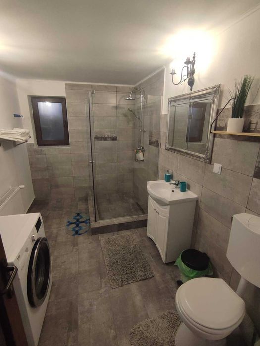Inchiriez o casa de 65 mp in Oradea intr-o zona  frumoasa