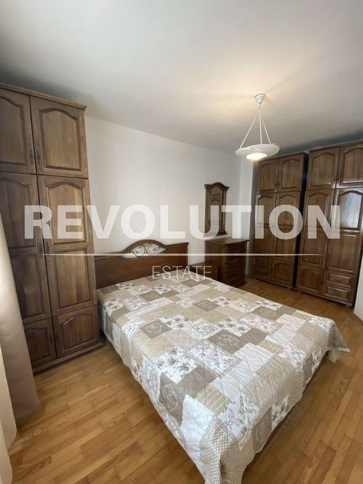 Дава се под наем Тристаен апартамент в Варна, Бриз - 90 кв.м за 750 € - Снимка #3