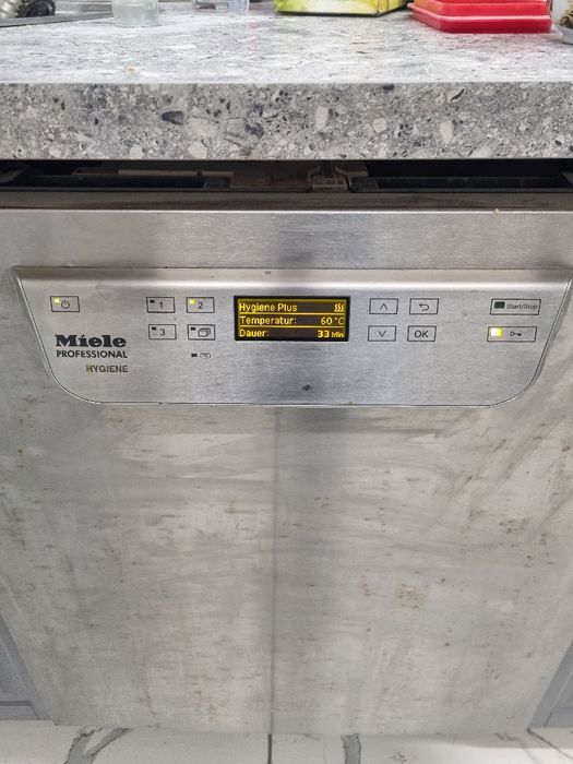 Vand masina de spalat vase profesionala Miele