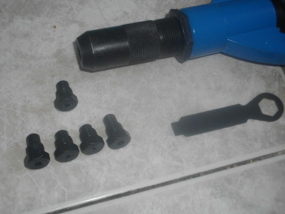 Италия Нова Ръчна Нитачка 3,2-6,4мм-5 Глави/Дюзи Профи Silverline Lazy