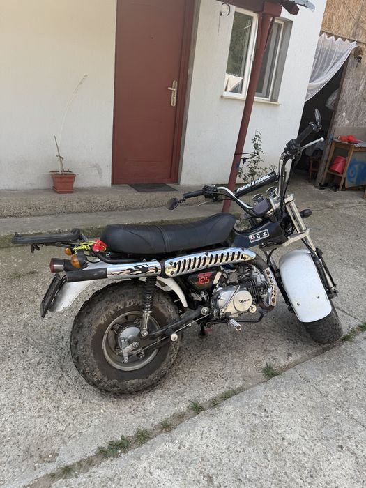 Motocicleta de vanzare