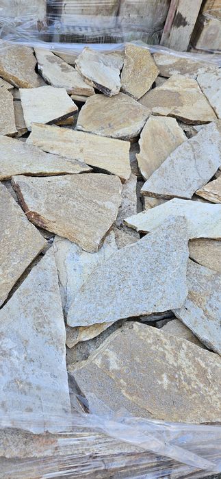 Piatră naturală poligonală