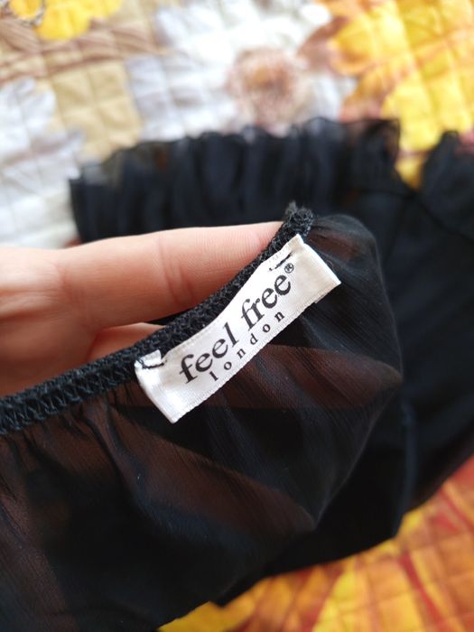 Лятна рокля с гол гръб