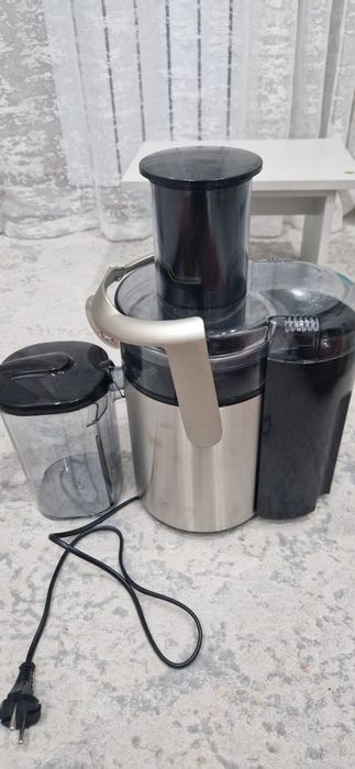 Соковыжималка, новая