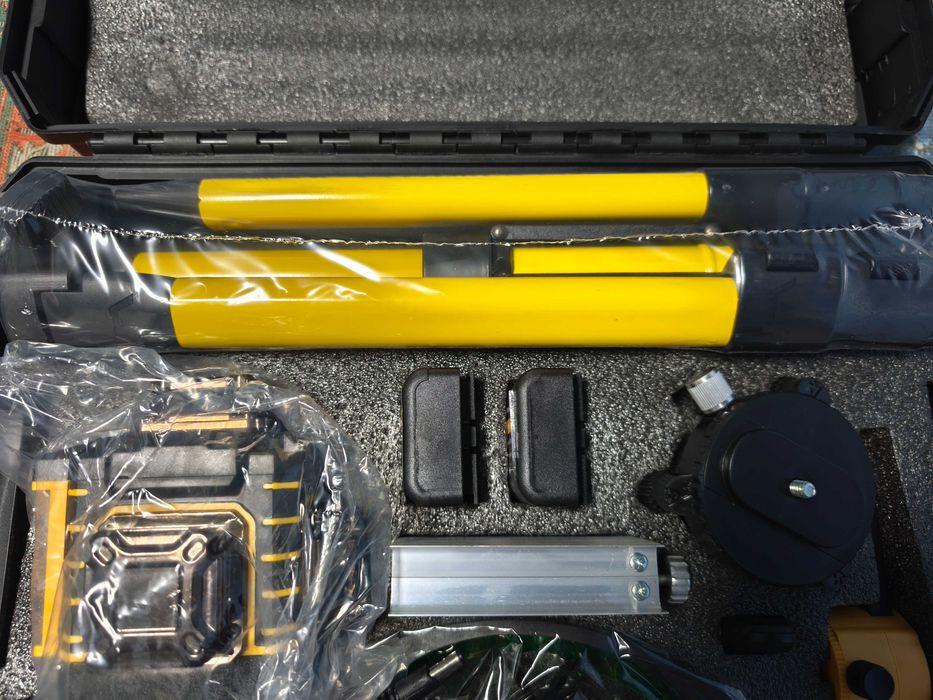 Nivela laser 4D cu 16 linii verzi ultra precise