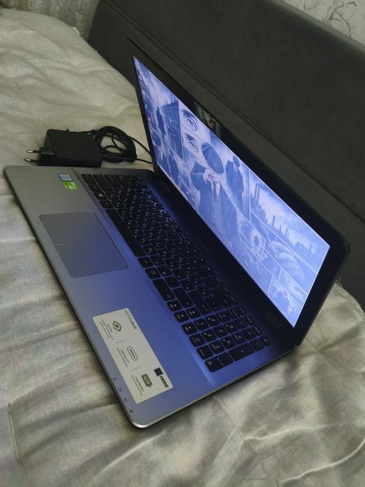 АSUS i3-7100U + GeForce 930MX