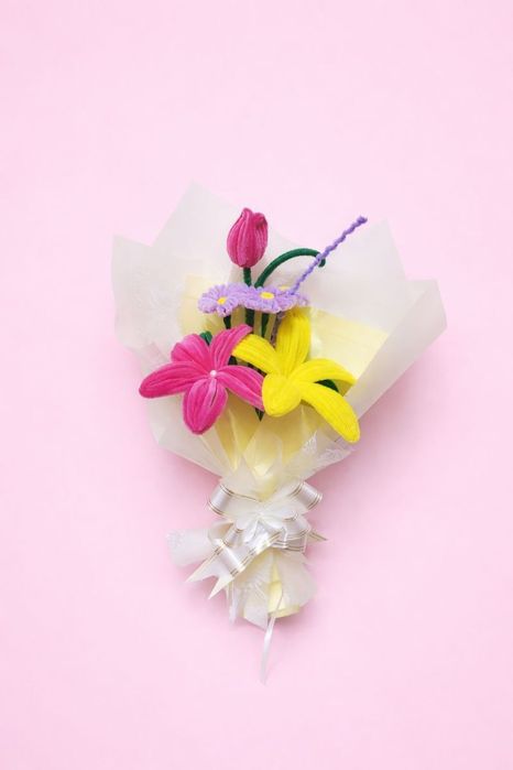 Suniy gullar sovg'a uchun