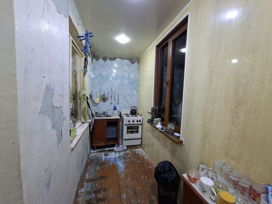 Юнусабад 11 - 2/4/4 без ремонта