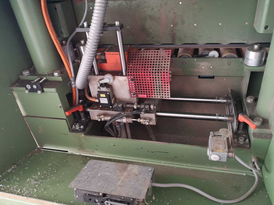 Mașină de cantuit ABS EBM KDP 111 SLK