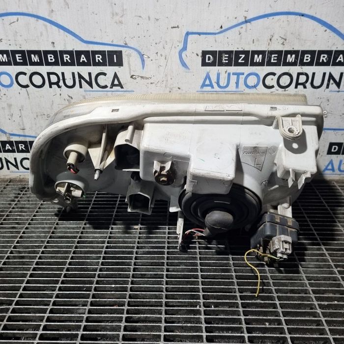 Far Stanga Suzuki Grand Vitara 2006 - 2012 SUV 4 Usi (346) Xenon 10032078