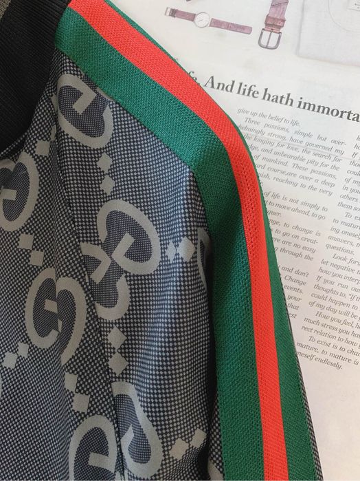 Geaca Gucci , calitate premium , pe comanda , noua , XL