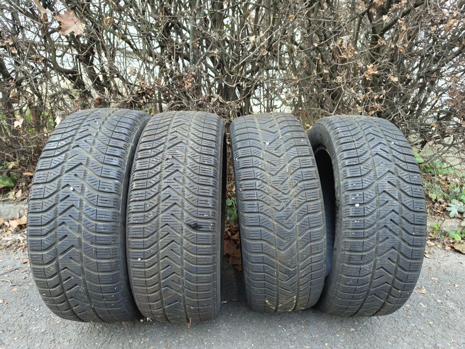 Cauciucuri iarna Pirelli