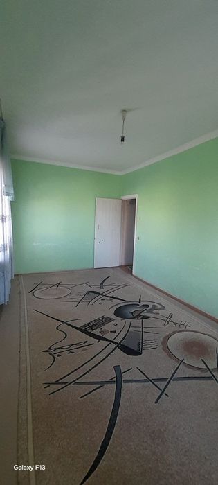 Арзон нархда 1 хонали квартира сотилади 5 микрн