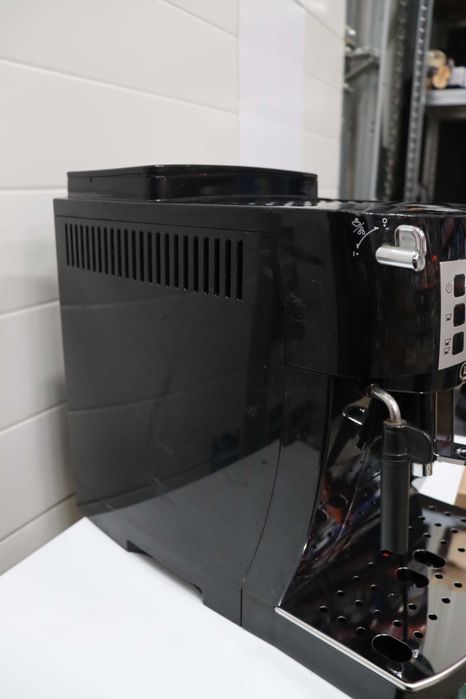 Кафеавтомат De'Longhi Magnifica S 1450W, 5вида напитки, 15бара