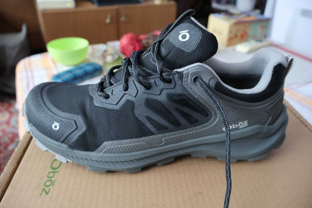 Нови туристически трекинг обувки Oboz
