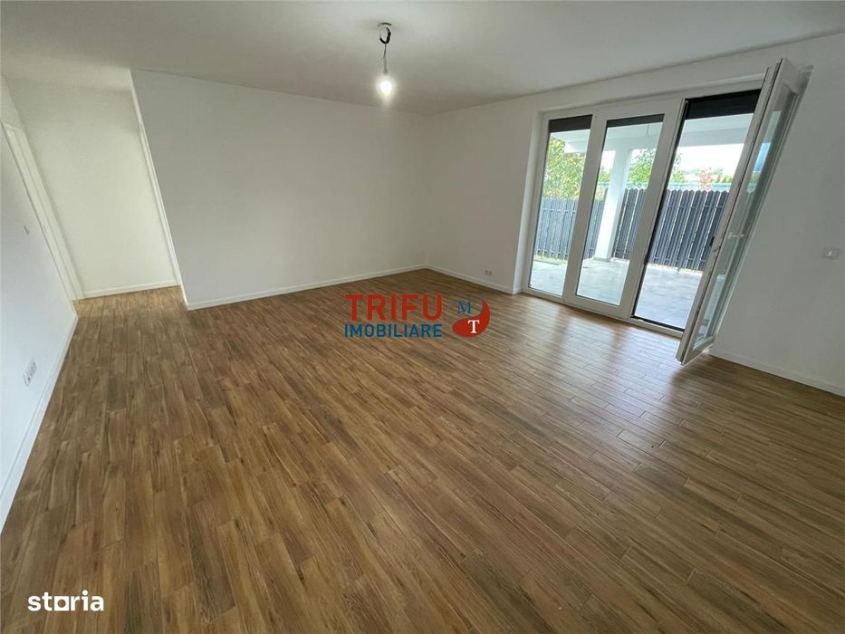 Casă pe un nivel cu garaj zona Centru