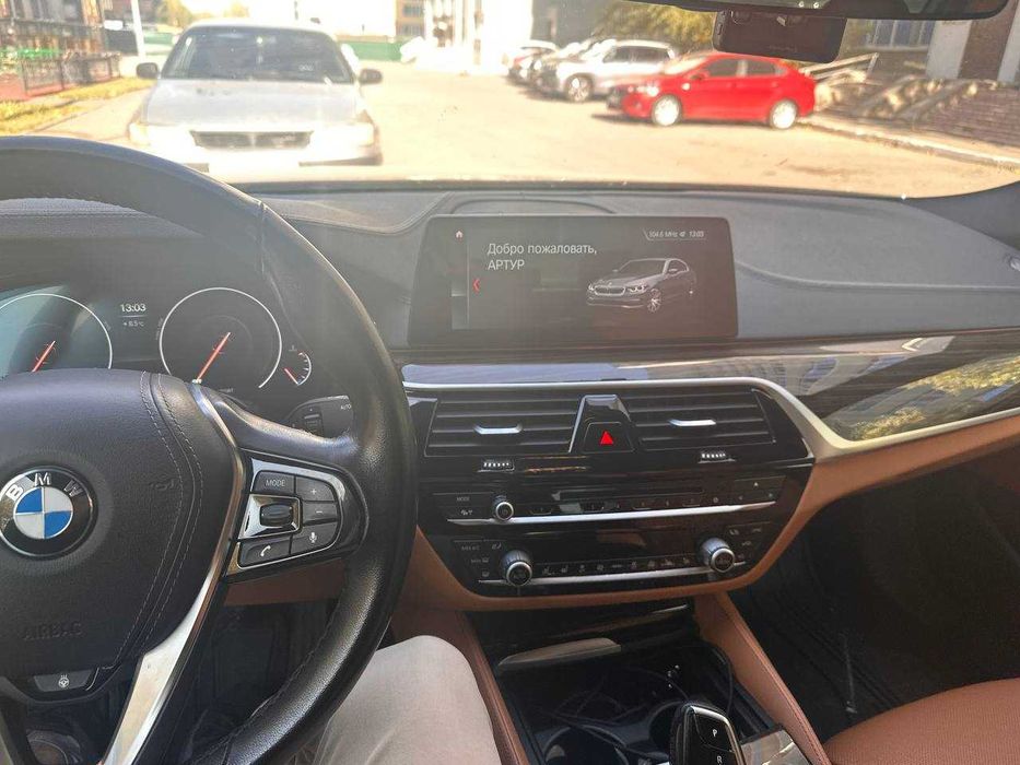 BMW 530i xDrive 2018 года