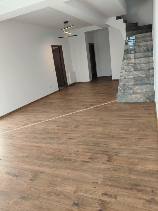 Proprietar,vând vila nouă,zona Cora Brătianu Constanța