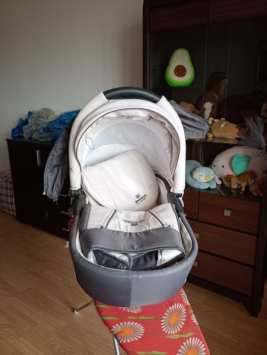 Детская коляска ""Adamex"Jooger.