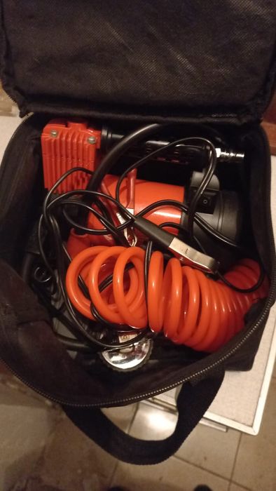 Продам автокомпрессор