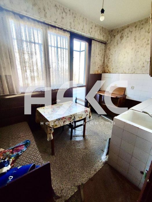 Продава се Двустаен апартамент в София, Свобода - 65 кв.м за 1059 €/кв.м - Снимка #1