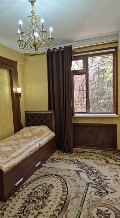 Юнусабад 17, 3/1/6 Новостройка кирпич Golden House 84м2
