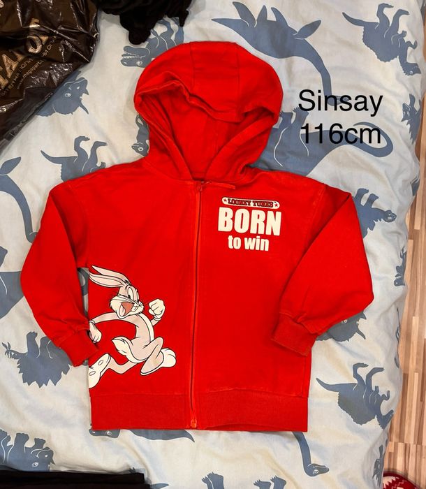 Долнища и блузки за 5лв/брой