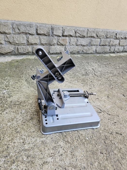 Стойка за ъглошлаиф ф230