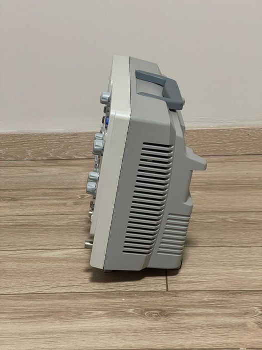 Осцилоскоп GW-INSTEK GDS-2102А - 100MHz