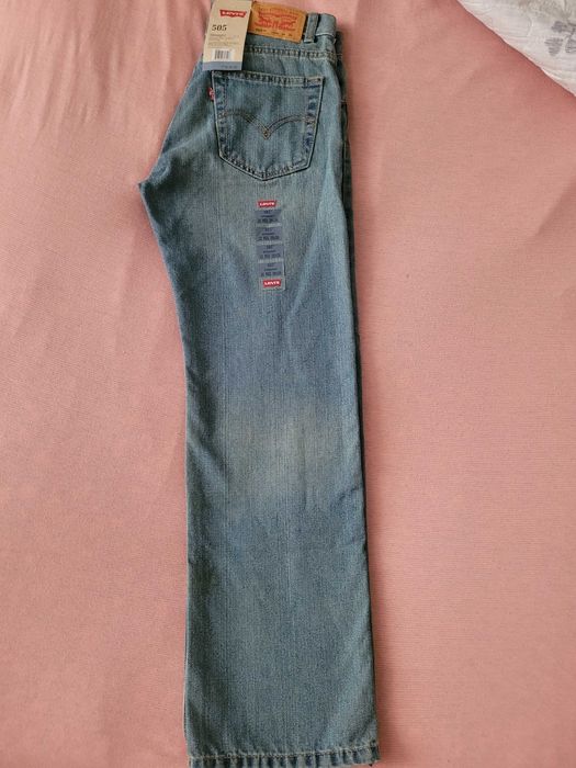 Levis original джинсы на мальчика