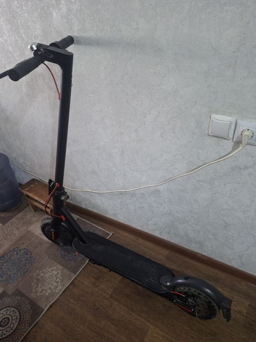 Продам электросамокат