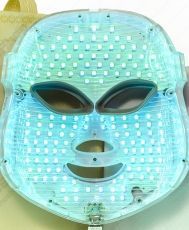 Козметична LED маска за лице - Маска за фотодинамична терапия!