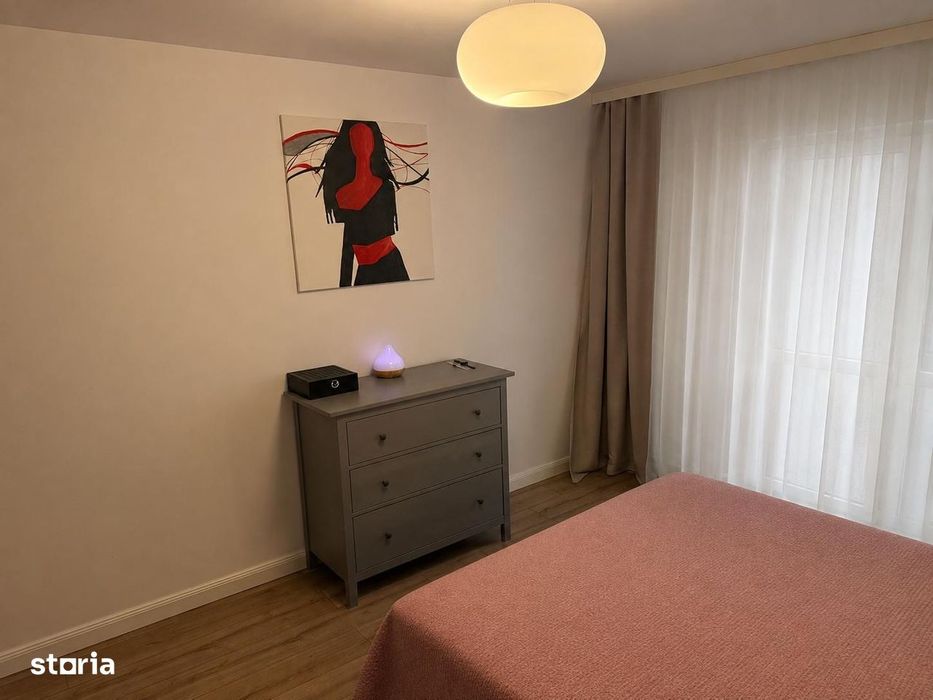 Apartament 3 camere, balcon, gata de utilizare