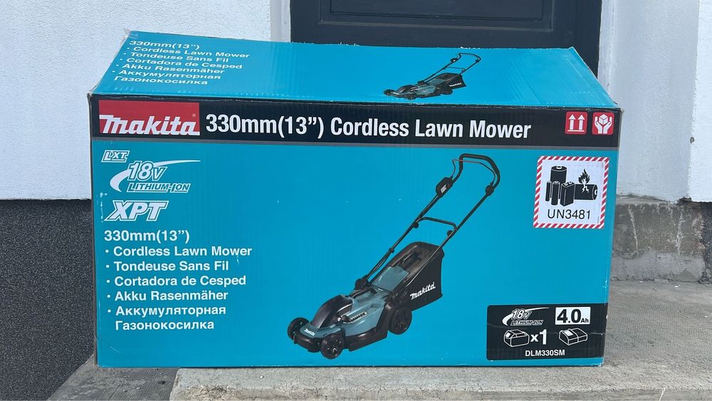 Masina tuns iarba Makita