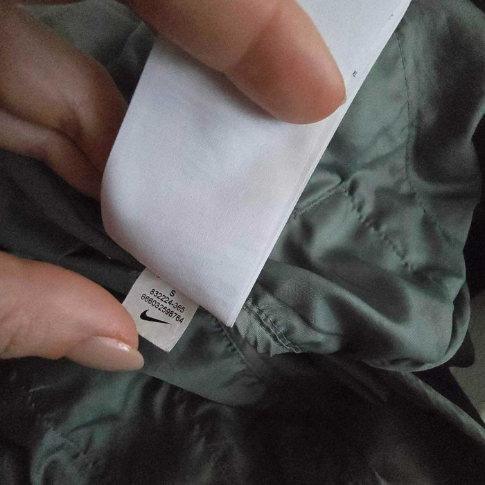 Nike sportwear  ветровка