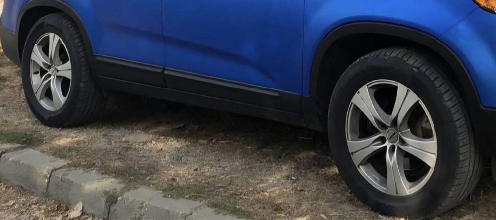 Продавам джанти с гуми за Kia 18*-550евро