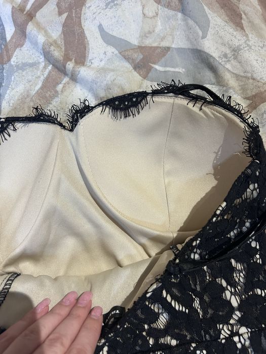 Официална дантелена рокля