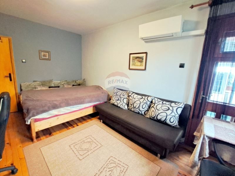 Продава се Тристаен апартамент в Варна, м-т Евксиноград - 101 кв.м за 1486 €/кв.м - Снимка #12