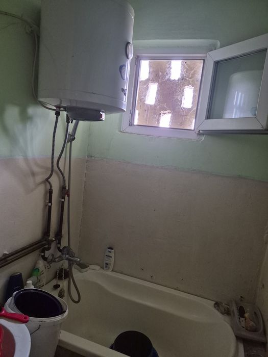 Vand apartament cu 3 camere Buzias