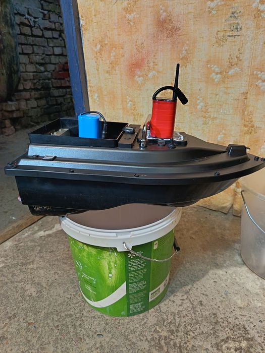 Лодка Flutec D16