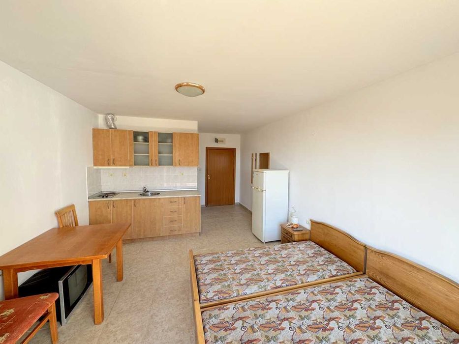 Продава се Едностаен апартамент в Свети Влас - 40 кв.м за 1445 €/кв.м - Снимка #2