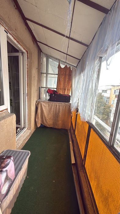 Apartament 3 camere - Str. Tineretului ( langa Sunny)