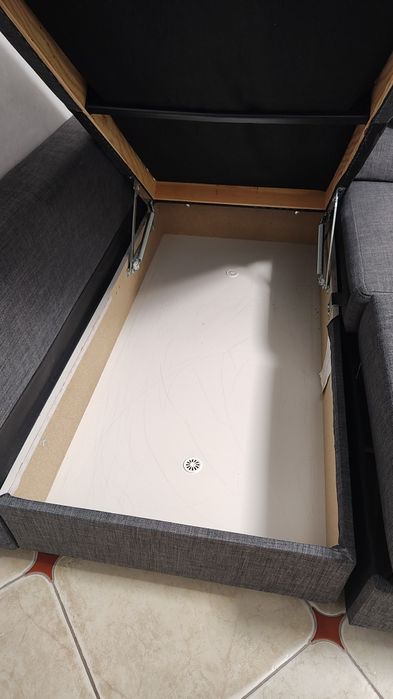 Разтегателен диван FRIHETEN