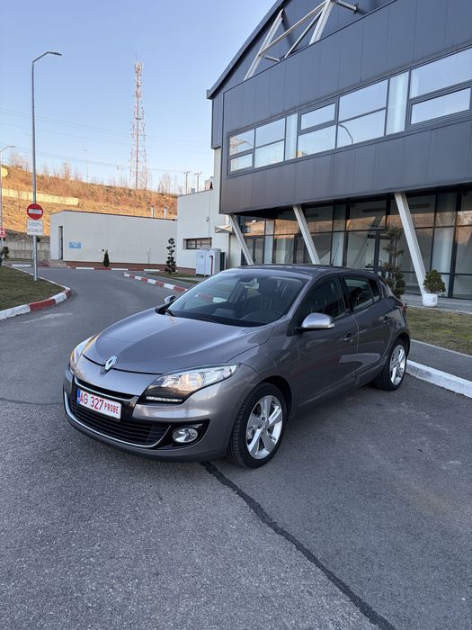 Megane 3 facelift 1.2tce 115 cp distributie schimbata GARANTIE 1 An