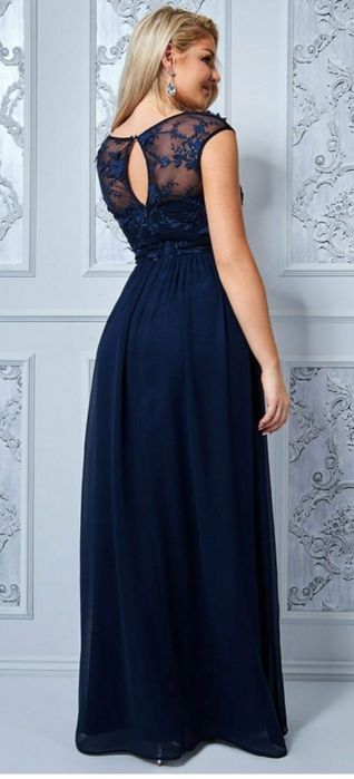 Официална дълга рокля в тъмно синьо